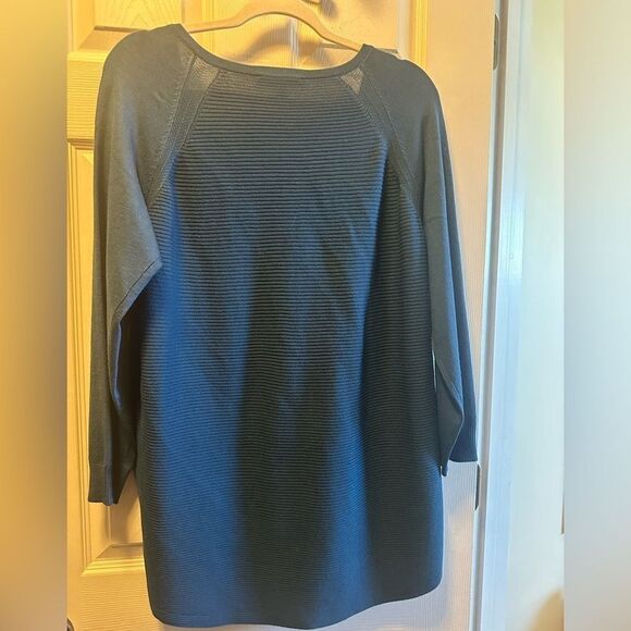 Cyrus V Neck Sweater - Picture 2 of 9
